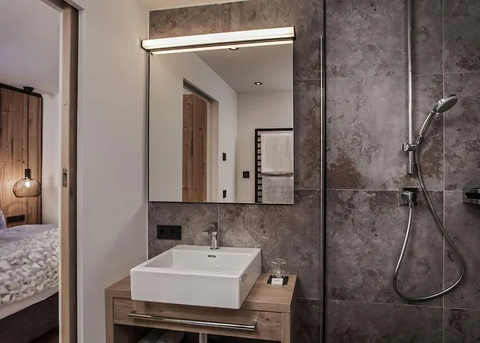 Hager's 3* Σάαλμπαχ-Χίντεργκλεμ