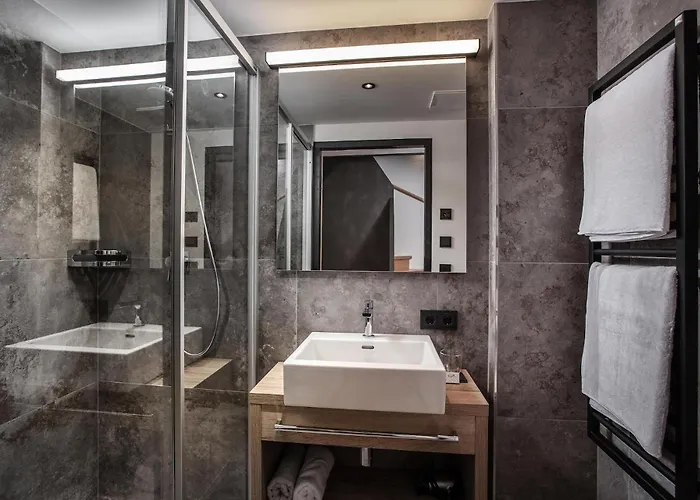 Hager's Bed and Breakfast 3*